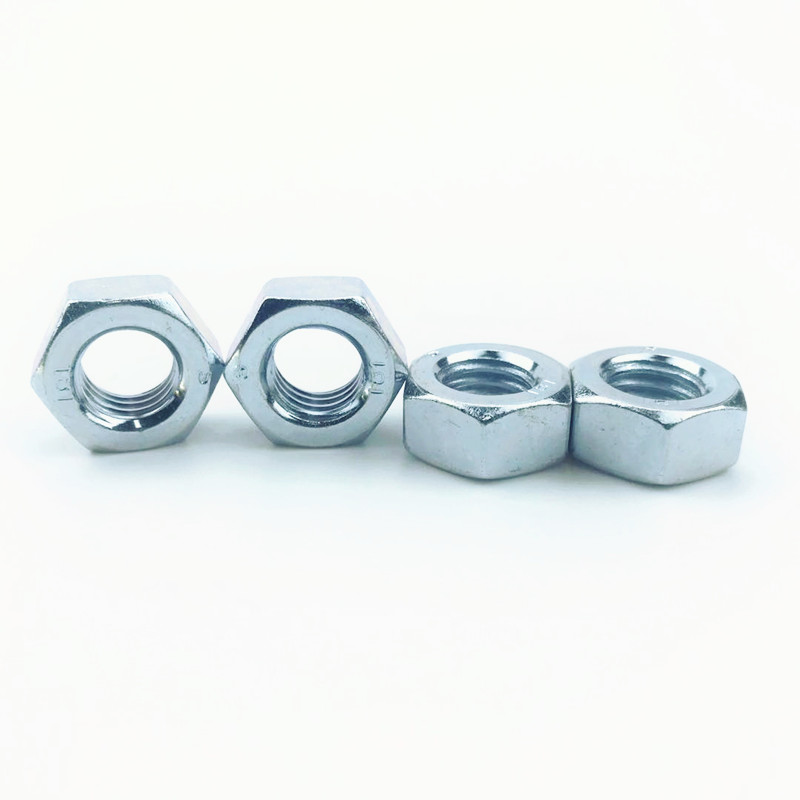 Grade 4.8 Carbon Steel Zinc Plated Hex Nut 2