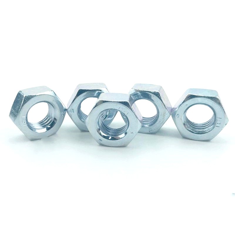 Grade 4.8 Carbon Steel Zinc Plated Hex Nut 3
