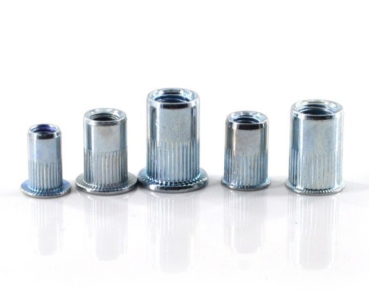 Carbon Steel Flat Head Knurled Body Thin Wall Ribbed Blue Zinc Rivet Nut 1